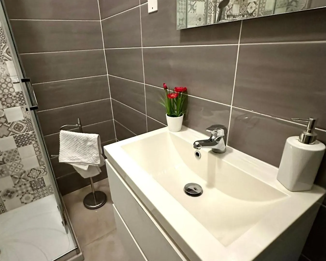 Chiaraluce House Hotel Catania 0*,